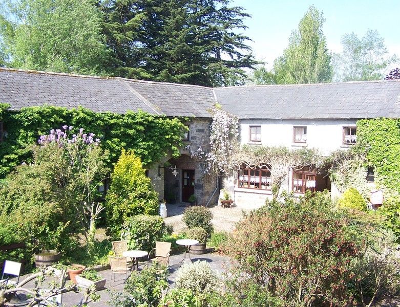 Ballinacourty House 3* Tipperary