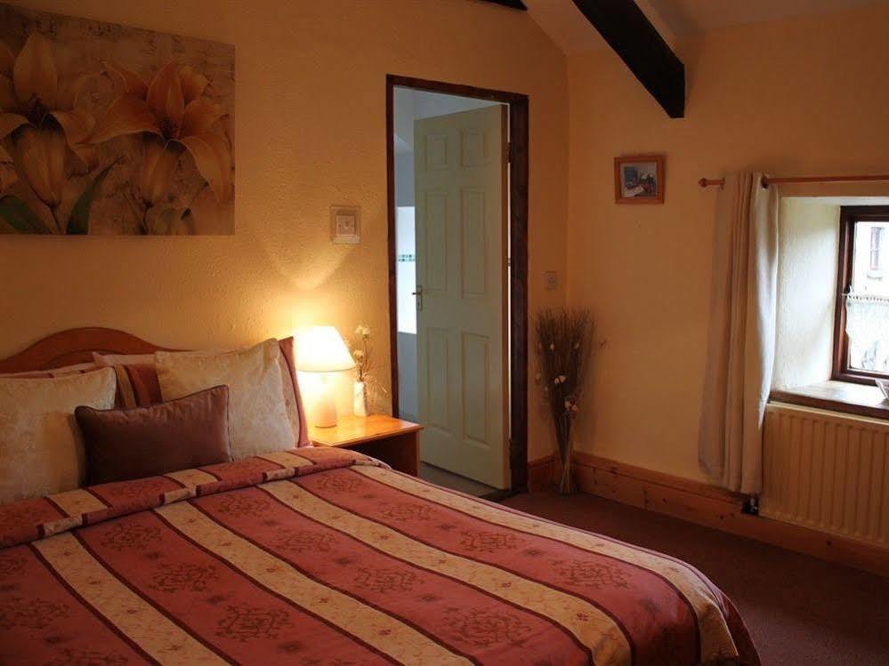 Ballinacourty House Bed & Breakfast